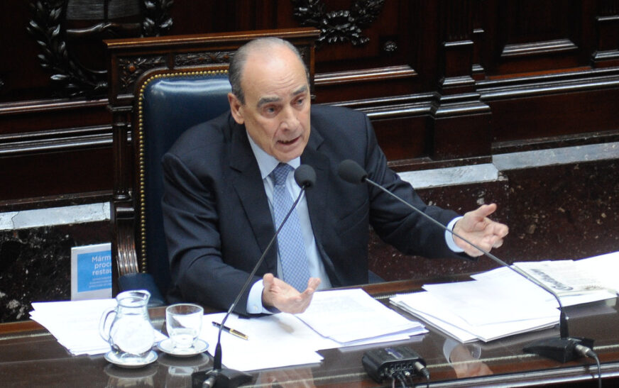 DIPUTADOS: INTERPELACIÓN Y COMISIÓN DE CENSURA AL MINISTRO GUILLERMO FRANCOS