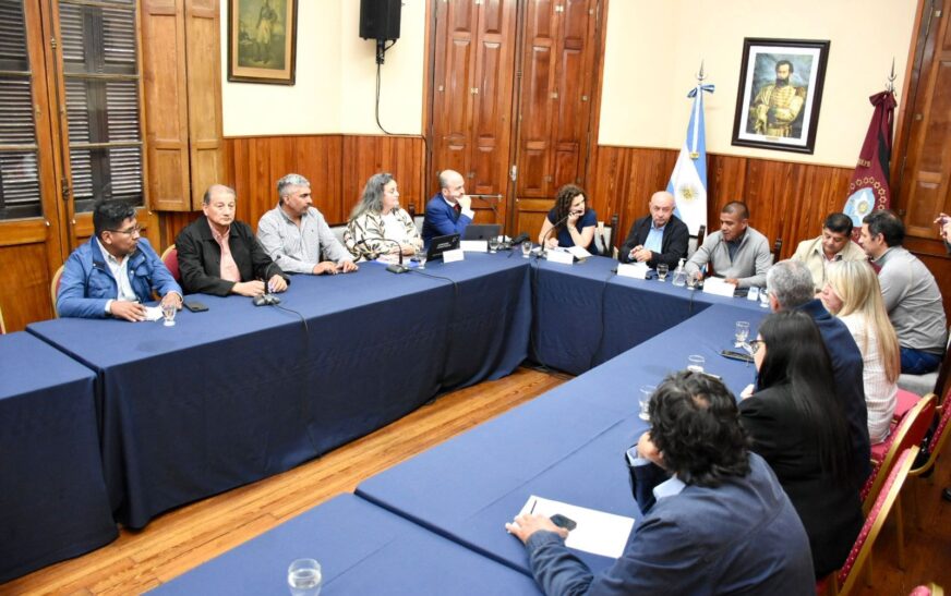 La ministra Cristina Fiore presentó en el Senado los ejes de gestión educativa y la planificación hacia 2026