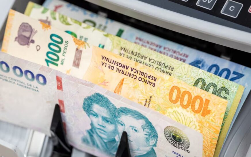 La clase media argentina debió usar ahorros o endeudarse para llegar a fin de mes