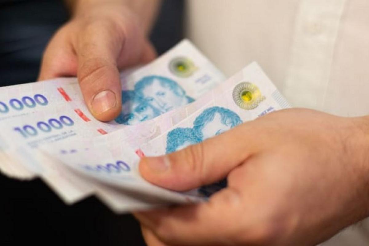 El salario mínimo se desploma y ya perfora niveles de la crisis de 2001