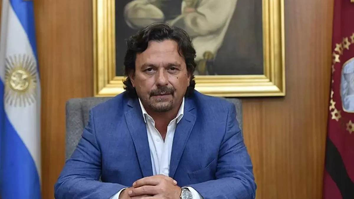 GUSTAVO SÁENZ: “NADIE RESISTE UN ARCHIVO”
