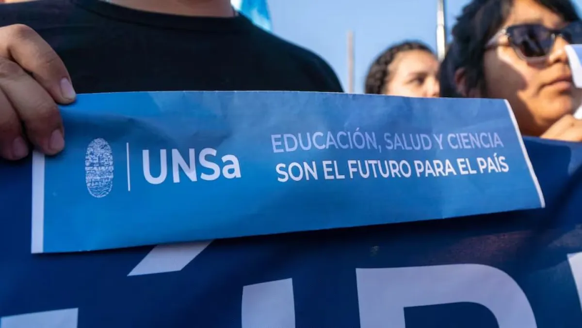 La marcha universitaria en Salta