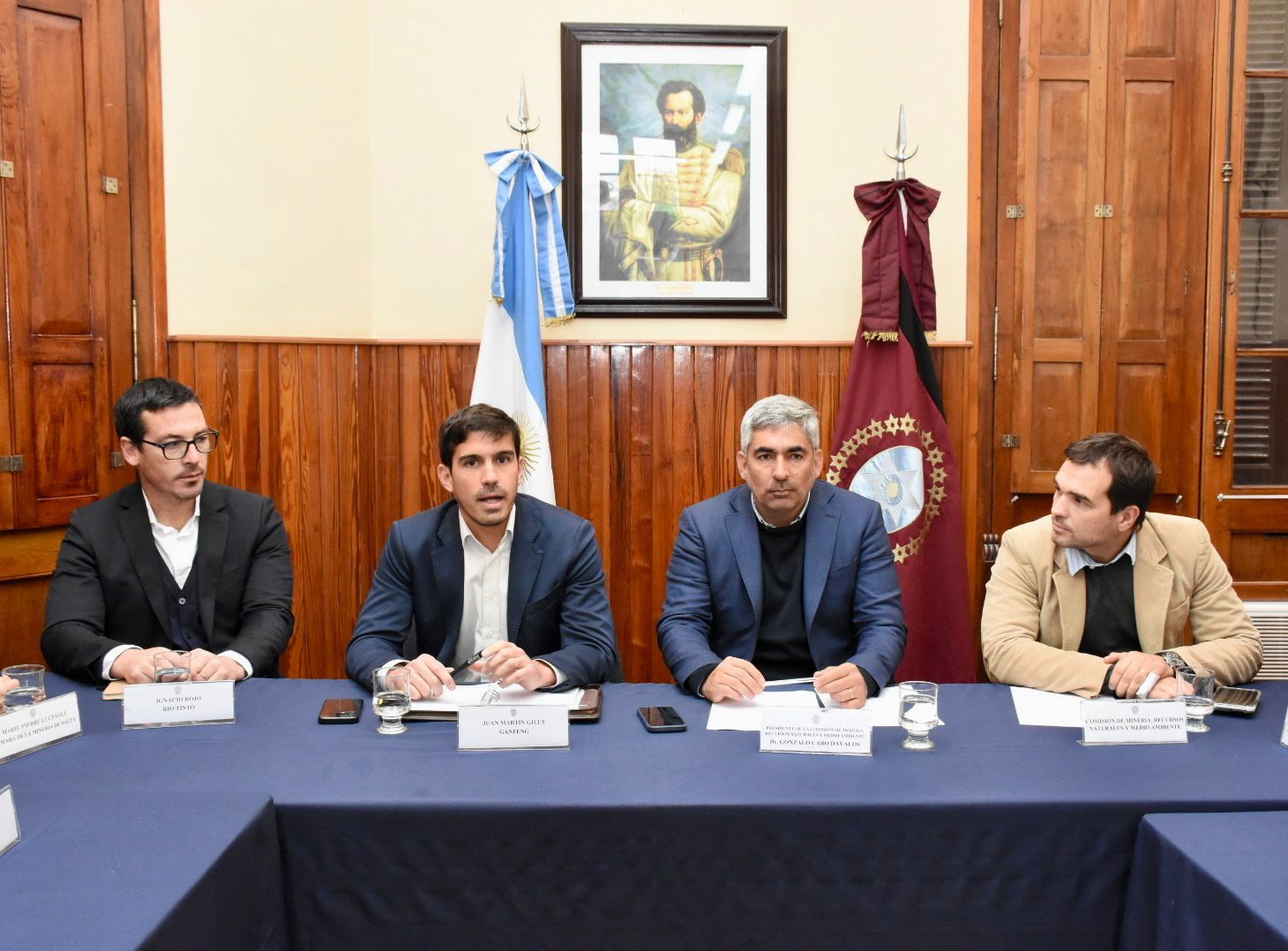 Senadores y empresas mineras impulsan más capacitación para fortalecer el empleo local