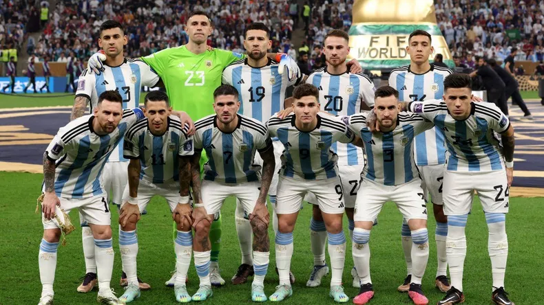 MUNDIAL DE FÚTBOL 2026: EL NEGOCIO OCUPA EL CENTRO DE LA ESCENA