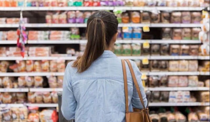 Caen las ventas en supermercados y crece la búsqueda de ofertas y marcas propias