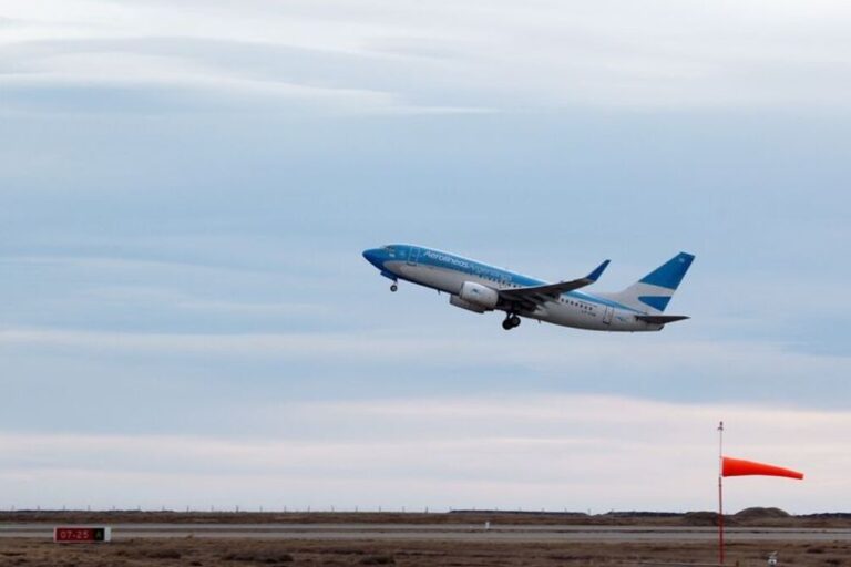 Argentina avanza con Brasil, Chile y Paraguay hacia un mercado aéreo regional con cielos abiertos