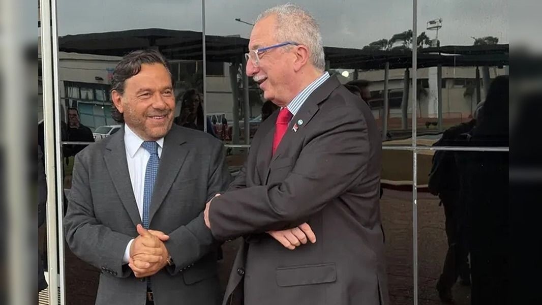 Sáenz apoyó a Passalacqua en la interna con Rovira: “Se terminaron los capangas”