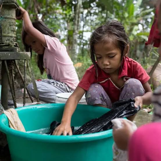Pobreza infantil: más de cuatro de cada diez chicos del NOA viven en hogares pobres